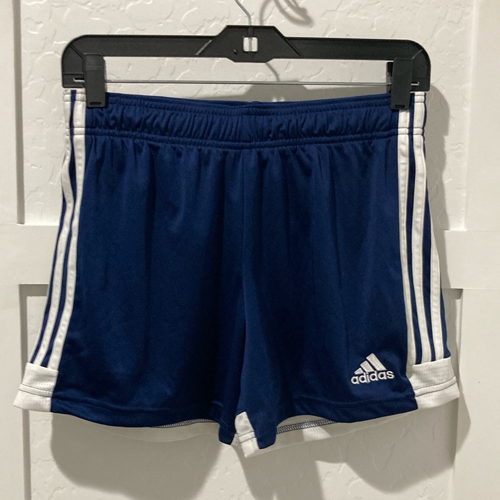 Women’s adidas soccer athletic shorts small 4in inseam Navy